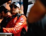 Экс-пилот Ф-1 опять начудил в IndyCar: вылетел сам и, возвращаясь, выбил соперника