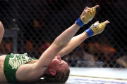 Шевченко и Двалишвили станцевали лезгинку после побед на UFC 306