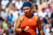 19-летняя Шнайдер проиграла первый в карьере финал WTA. Но станет уже 63-й ракеткой мира!