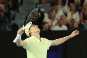 Перед речью Зверева на Australian Open выкрикнули: «Австралия верит Ольге и Бренде»