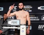 Уланбеков и Карпентер прошли процедуру взвешивания перед боем на UFC 311