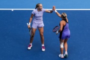 Павлюченкова вышла в четвертьфинал Australian Open — 2025, где сразится с Соболенко