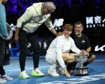 Карлос Алькарас поздравил Янника Синнера с титулом Australian Open — 2025