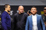 Борщёв сделал прогноз на бой Махачев — Царукян на UFC 311