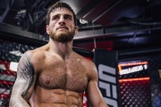 Асу Алмабаев заменит Брэндона Ройвала в главном бою UFC Fight Night 253